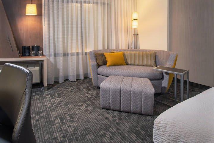 Courtyard By Marriott Κάρτερσβιλ Εξωτερικό φωτογραφία