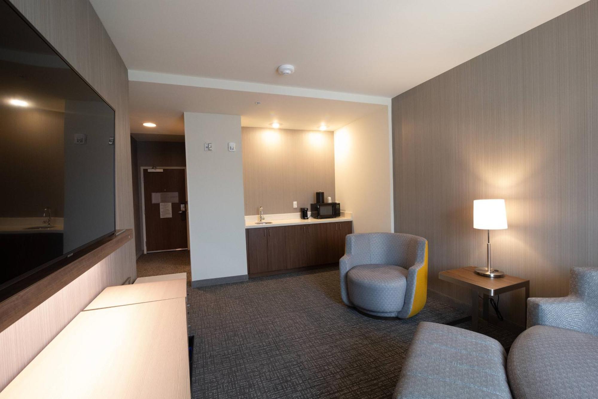Courtyard By Marriott Κάρτερσβιλ Εξωτερικό φωτογραφία
